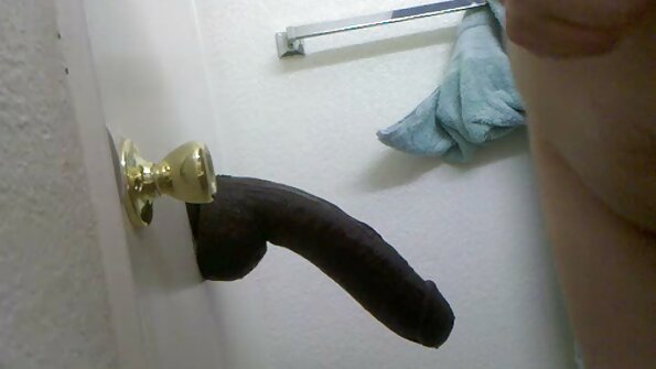A Chick seksi nu mikanyaah kontol geus meunang sababaraha cock yén manéhna hayang